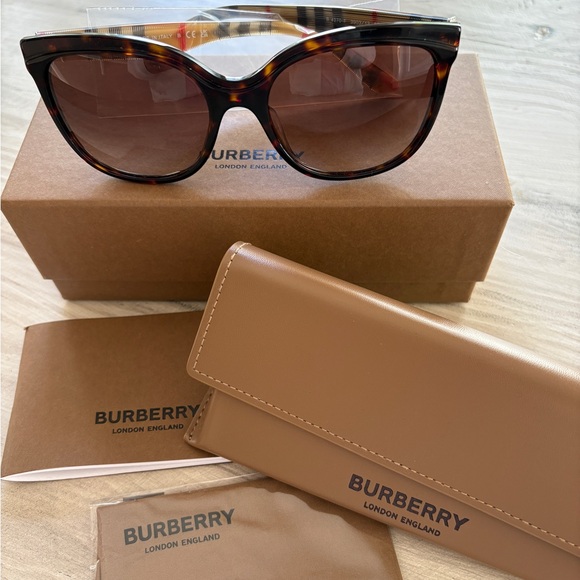 Burberry Sunglasses, brown (0BE4270F / 390313) NEW - Picture 1 of 6